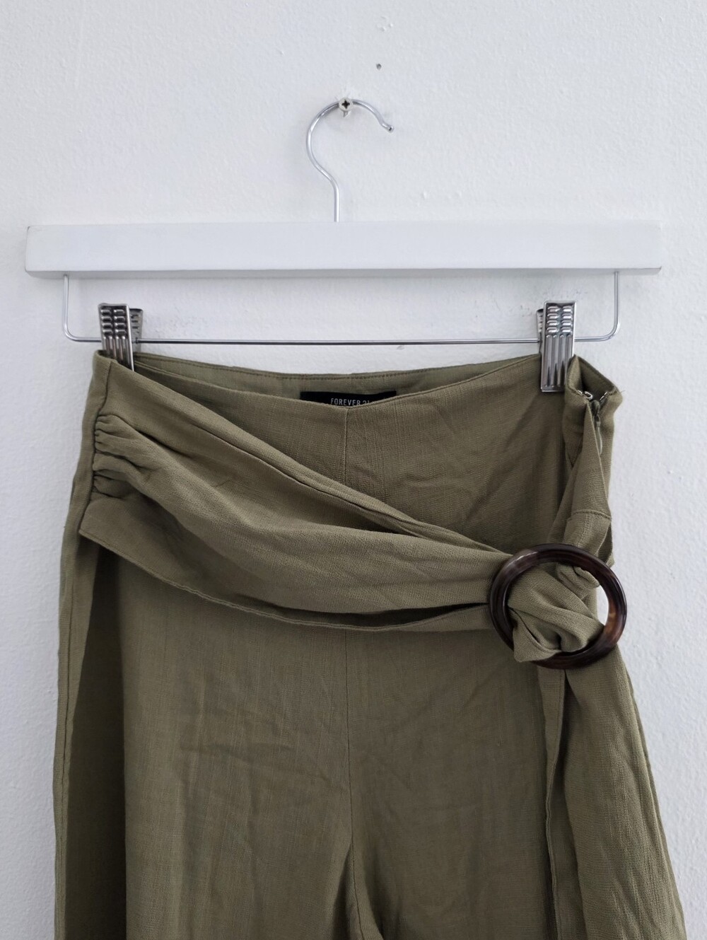 F21 | Khaki Green Wide Leg Pants with Belt